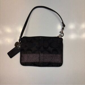 HANDMADE Classy VINTAGE 2009 w/ Charms Coach Embroidered Clutch Chic Wristlet